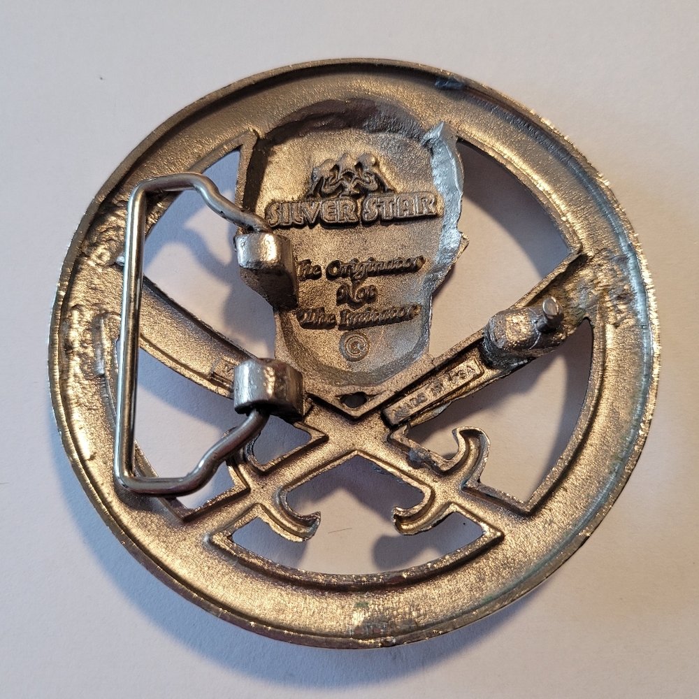 Pirate Skull and Crossed Swords Heavy Metal Buckle - Picture 3 of 5